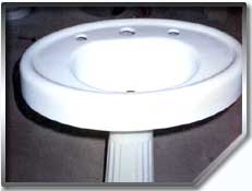 Our expert porcelain sink repair restores an old, battered sink to like-new condition.